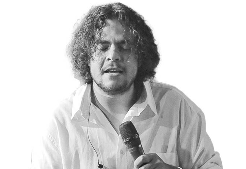 محمد لاریان خواننده گره سیریا