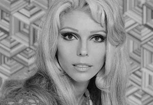 دانلود آهنگ Bang Bang (My Baby Shot Me Down) از Nancy Sinatra (نانسی سیناترا) به همراه ترجمه