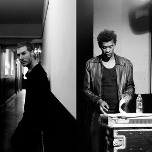 موزیک ویدئو “Teardrop” از گروه مسیو اتک “Massive Attack”