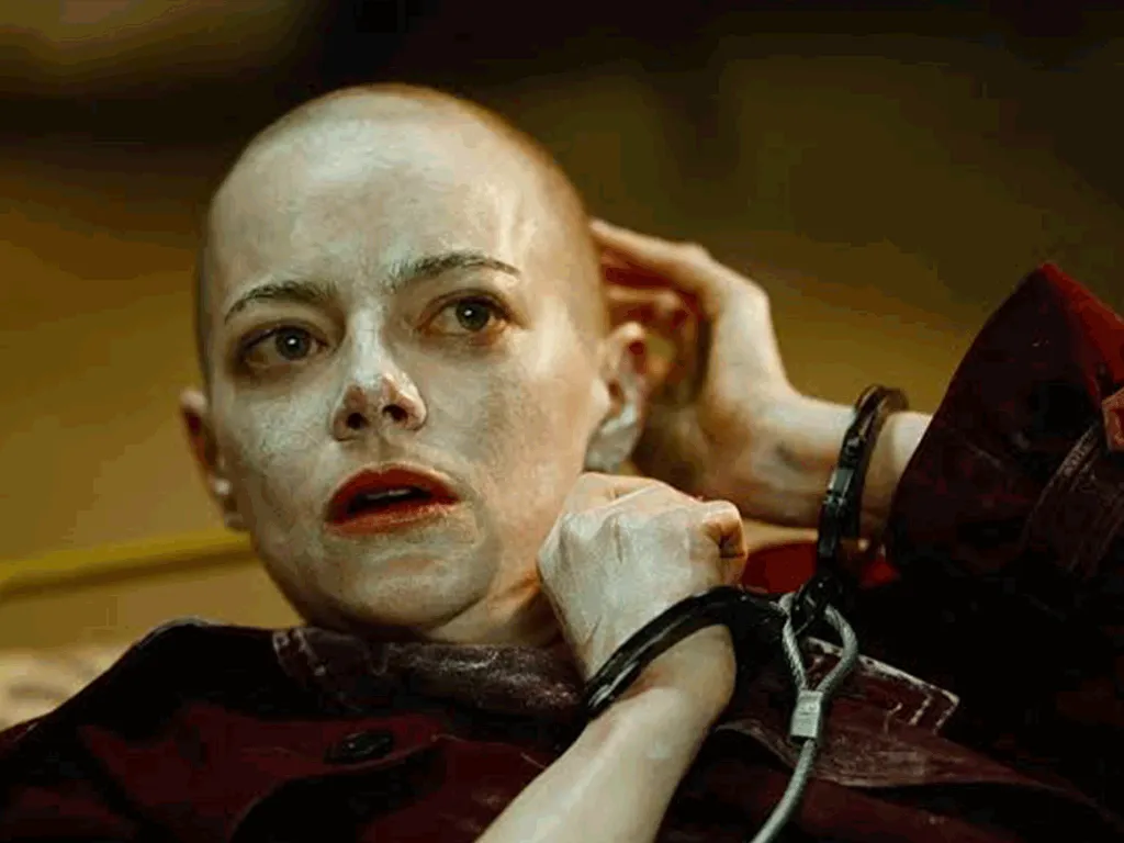 نقد مارکسیستی فیلم Bugonia 2025