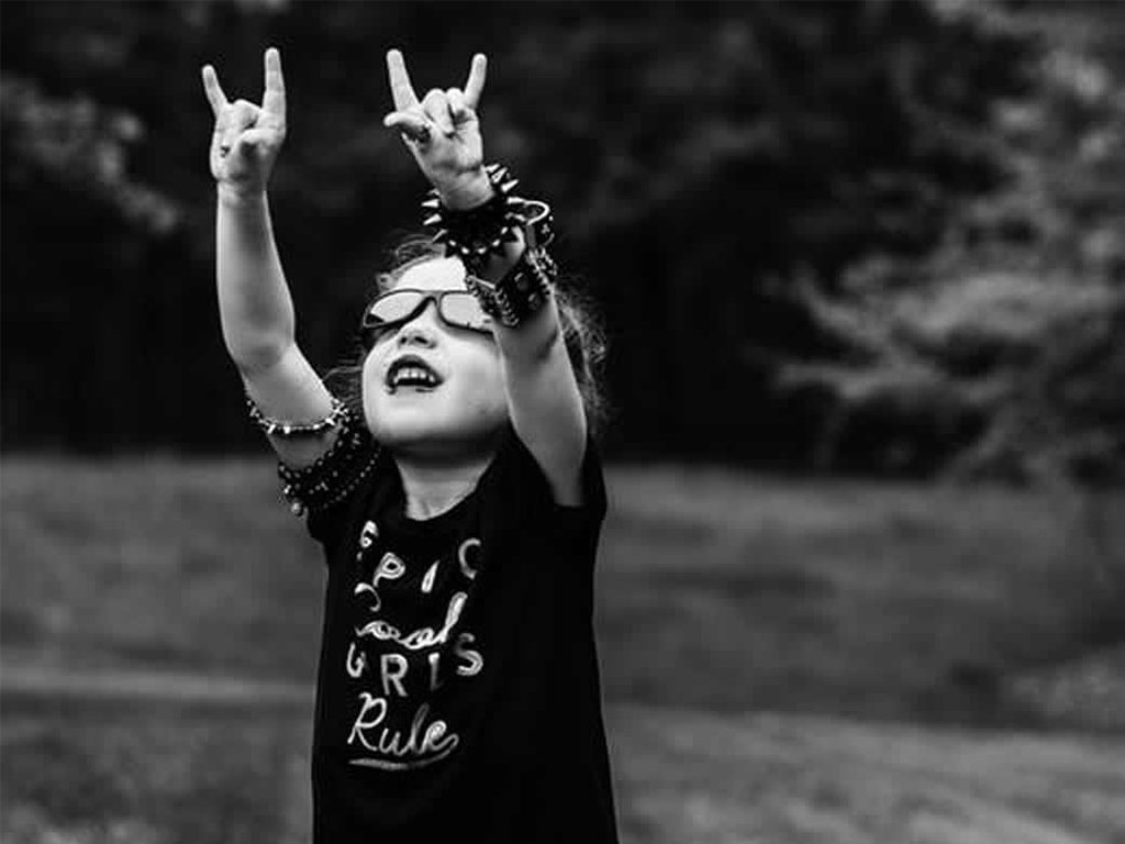 چه کسانی موسیقی متال گوش می‌دهند؟