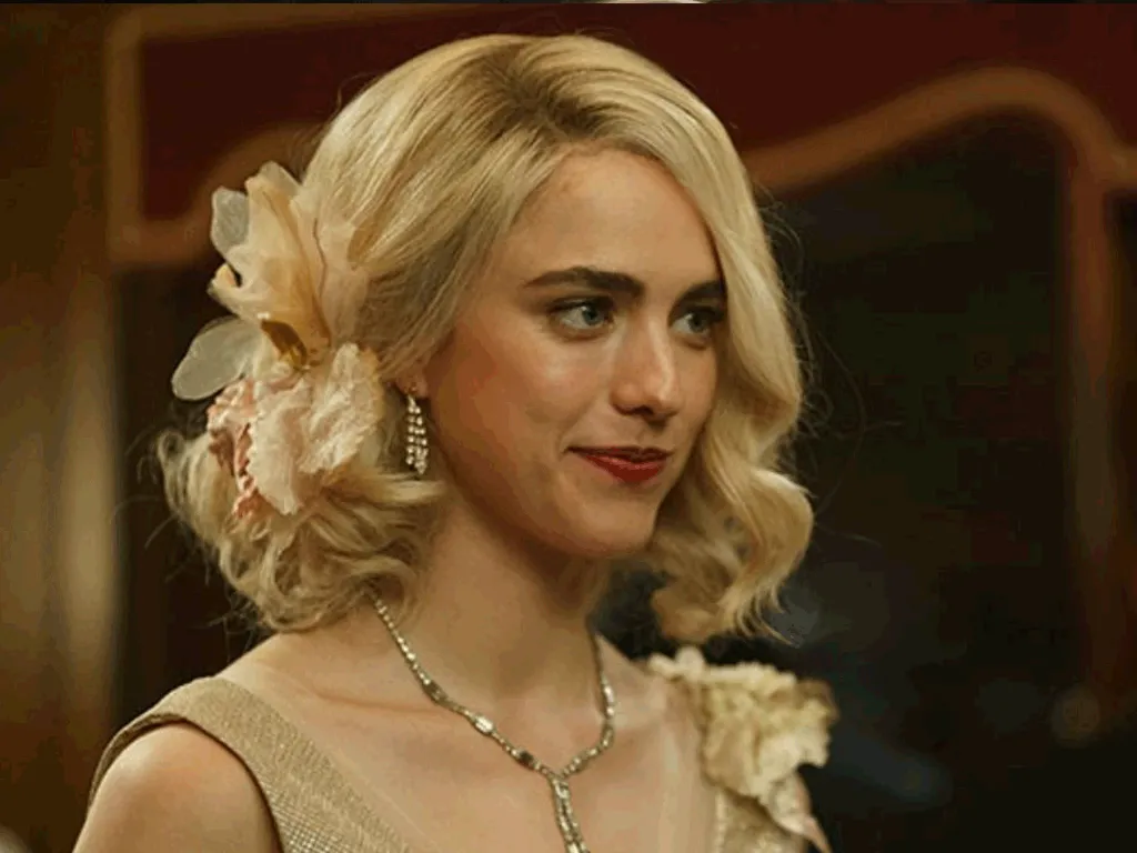 سینمای دیالوگمحور لینکلیتر در فیلم ماه آبی 2025